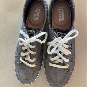 Keds Chambray Tennis Shoes Women’s size 8.5 Like New, worn once.